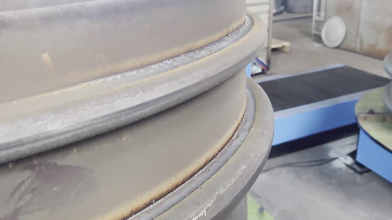 創(chuàng)想智控激光焊縫跟蹤傳感器在海底抽淤管道全自動焊接的應用