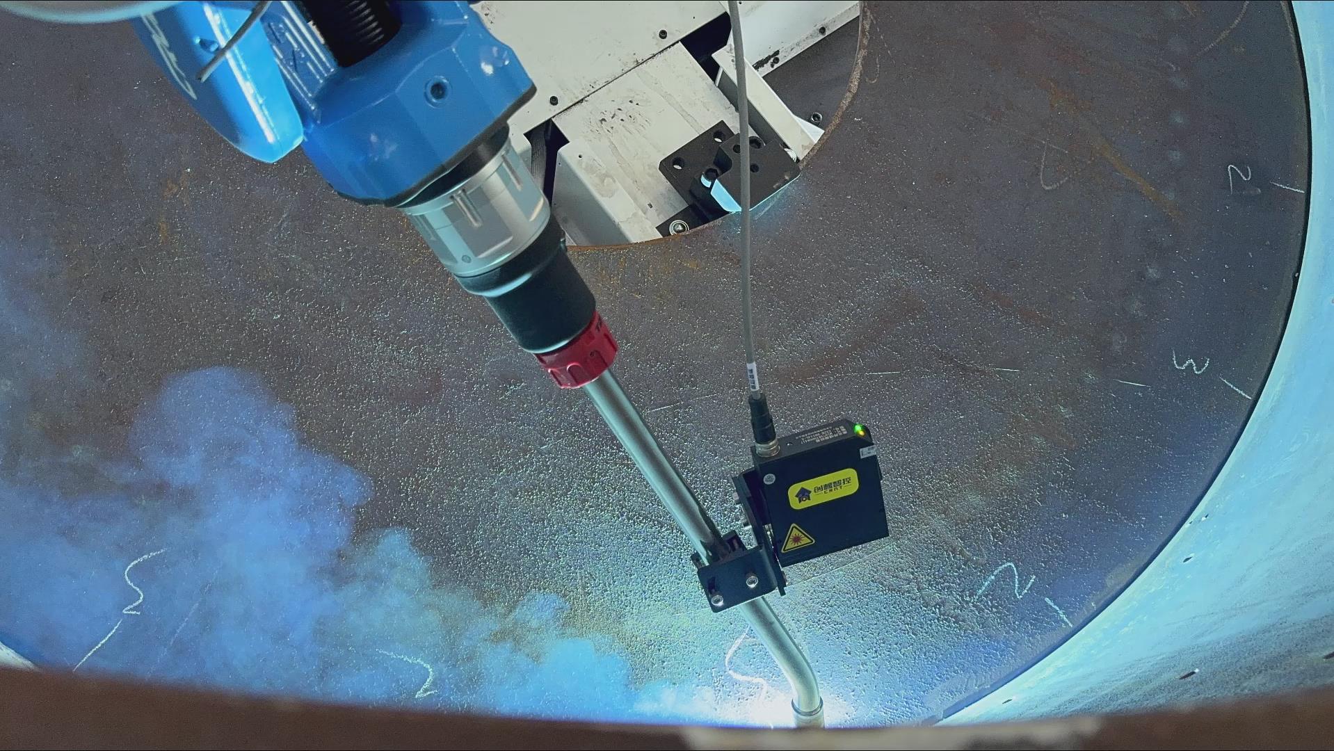 卡諾普機(jī)器人搭載創(chuàng)想智控激光焊縫跟蹤系統(tǒng)，實(shí)現(xiàn)攪拌設(shè)備焊接智能化升級