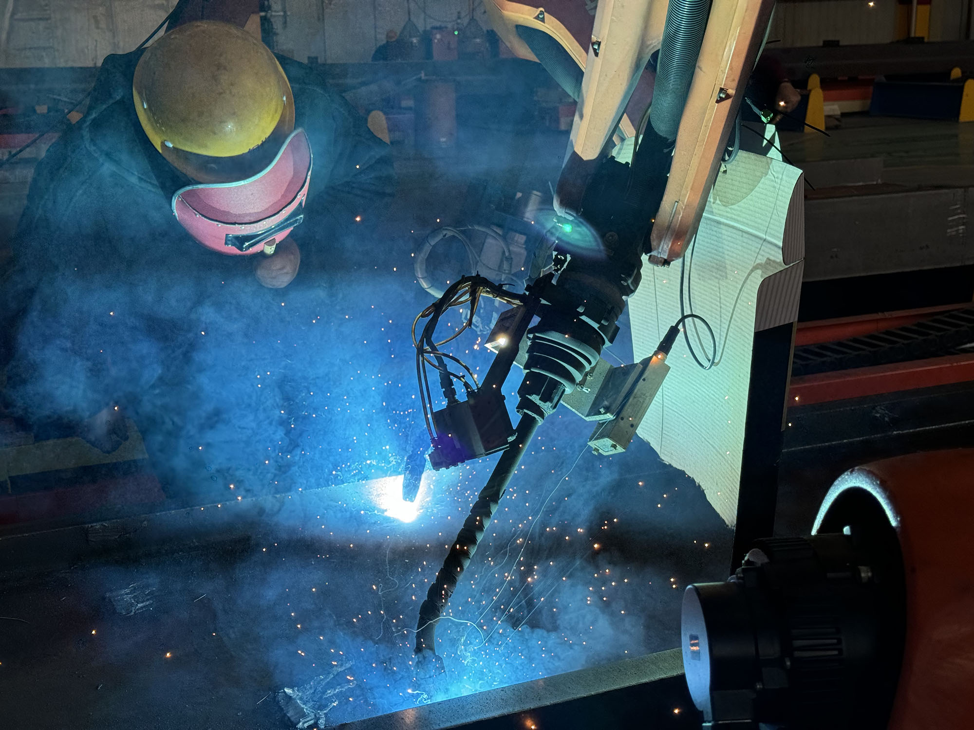 創(chuàng)想智控焊接相機(jī)的應(yīng)用優(yōu)勢——從人工經(jīng)驗(yàn)到智能監(jiān)測